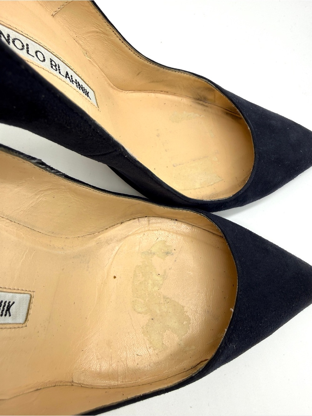 Manolo Blahnik Dark Navy Suede Pointed-Toe Pumps – Size 38 - Picture 11 of 13